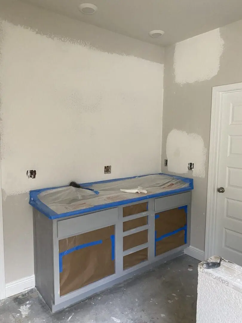 bathroom-vanity-modern-design-remodel-tile bathroom-vanity-modern-design-remodel-tile
