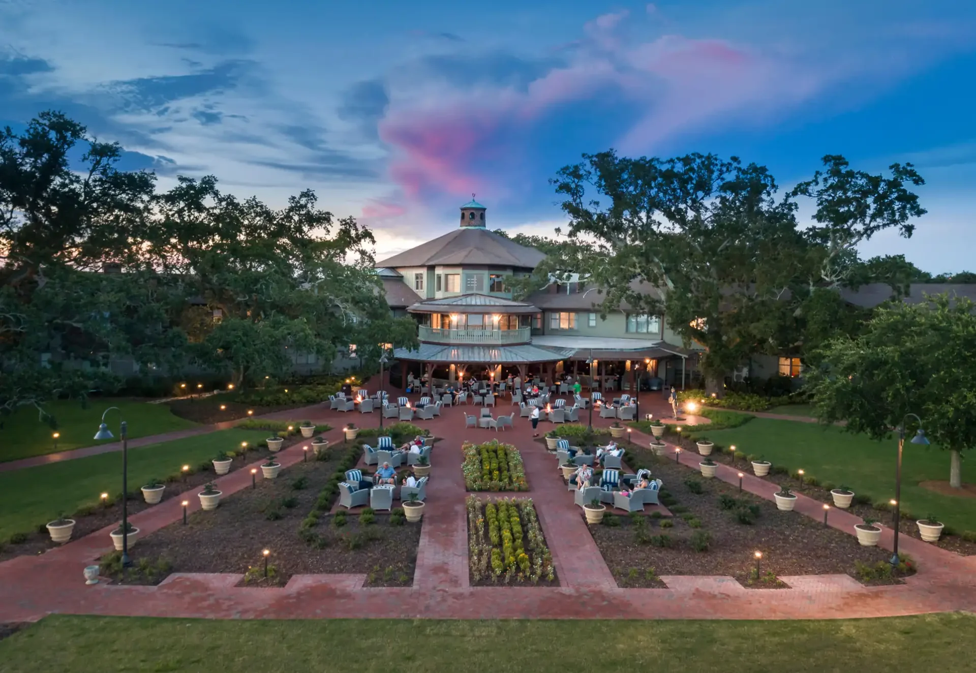 Point-Clear-AL-Home-Builder-Landscaping-Design Point-Clear-AL-Home-Builder-Landscaping-Design